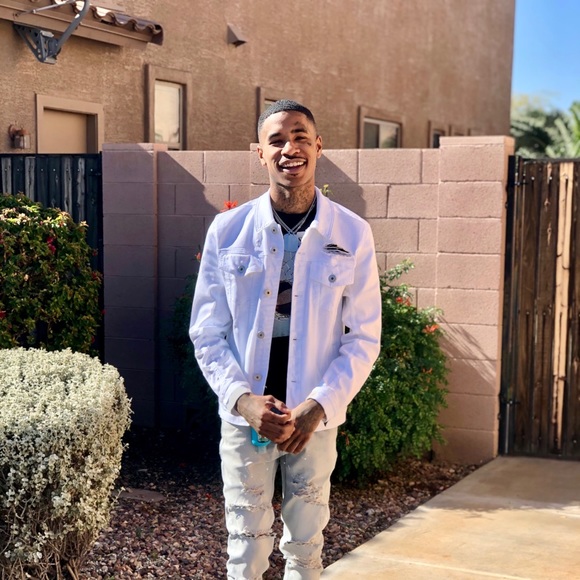 Meet your Posher, Terrell - Picture 1 of 1